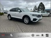 Gebraucht VW Touareg 231 PS (169 kW) 2025 Weiß SUV