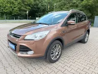 Gebraucht Ford Kuga Titanium 163 PS (119 kW) 2014 Braun SUV