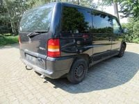 Gebraucht Mercedes Vito 122 PS (89 kW) 2003 Schwarz Van