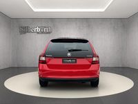 Gebraucht Skoda Rapid Style 105 PS (77 kW) 2015 Rot Kleinwagen