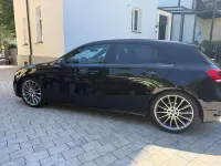 Gebraucht Mercedes A180 AMG line 136 PS (100 kW) 2020 Schwarz Limousine