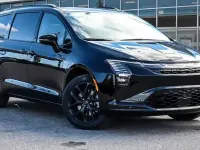 Neu Chrysler Pacifica Limited 291 PS (214 kW) 2026 Schwarz Van