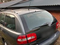 Gebraucht Volvo V40 116 PS (85 kW) 2001 Grau Kombi