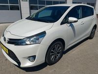Gebraucht Toyota Verso Basis 132 PS (97 kW) 2013 Weiß Van / Kleinbus