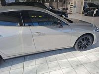 Neu Mazda 3 Homura-Line 140 PS (102 kW) 2026 Platinum quartz m Limousine