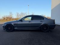 Gebraucht BMW 325 192 PS (141 kW) 2001 Limousine