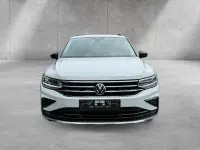 Gebraucht VW Tiguan Sport 150 PS (110 kW) 2019 Weiß SUV