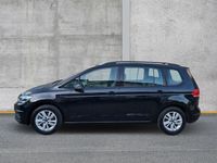 Gebraucht VW Touran Comfortline 150 PS (110 kW) 2024 Außenfarbe: Van / Kleinbus