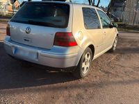 Gebraucht VW Golf IV 101 PS (74 kW) 2002 Grau Kleinwagen