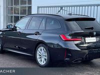 Gebraucht BMW 340 374 PS (275 kW) 2025 Saphirschwarz metallic Kombi