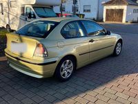 Gebraucht BMW 316 Compact 116 PS (85 kW) 2002 Gelb Kleinwagen