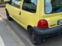 gebraucht Renault Twingo (wenige Kilometer)
