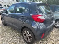 Gebraucht Hyundai i10 Trend 84 PS (61 kW) 2022 Grau Kleinwagen