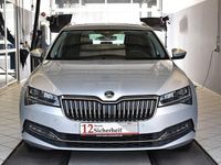 Gebraucht Skoda Superb Style 150 PS (110 kW) 2022 Silber Kombi