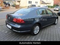 Gebraucht VW Passat Comfortline 150 PS (110 kW) 2013 Grau Limousine