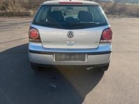 Gebraucht VW Polo 75 PS (55 kW) 2006 Grau Limousine