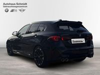 Gebraucht BMW M135 Performance 300 PS (220 kW) 2025 Saphirschwarz Kleinwagen