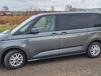 Second-hand VW Multivan 150 CP (110 kW) 2024 Gri Monovolum