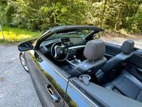 Gebraucht BMW 120 Cabriolet 177 PS (130 kW) 2012 Schwarz Cabrio