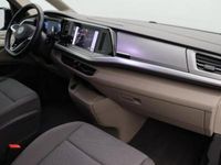 Second-hand VW Multivan Life 150 CP (110 kW) 2024 Monovolum