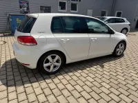 Gebraucht VW Golf VI Team 105 PS (77 kW) 2010 Weiß Limousine