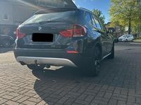 Second-hand BMW X1 204 CP (150 kW) 2009 Negru SUV