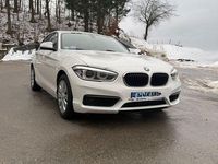 Gebraucht BMW 120 Advantage 190 PS (139 kW) 2015 Weiß Kleinwagen