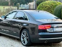 Gebraucht Audi A8 351 PS (258 kW) 2010 Grau Limousine