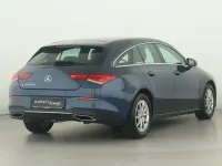 Gebraucht Mercedes CLA200 Progressive 150 PS (110 kW) 2020 Blau Kombi