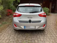 Gebraucht Hyundai i30 Classic 90 PS (66 kW) 2012 Silber Limousine