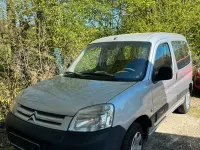 Gebraucht Citroën Berlingo 75 PS (55 kW) 2007 Silber Van / Kleinbus