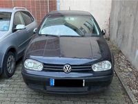 Gebraucht VW Golf IV Edition 101 PS (74 kW) 2003 Schwarz Kleinwagen