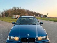 Gebraucht BMW 323 Sport Line 170 PS (125 kW) 1997 Blau Limousine