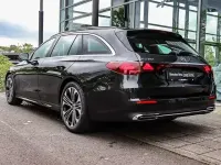 Gebraucht Mercedes E200 Advanced 204 PS (150 kW) 2025 Grau Kombi