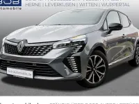 Używany Renault Clio V Techno 91 KM (66 kW) 2025 Szary Sedan/Limuzyna