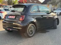 Gebraucht Fiat 500e Icon 86 kW (118 PS) 2021 Colore esterno (onyx schwarz) Kleinwagen