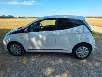 Gebraucht Toyota Aygo 69 PS (50 kW) 2016 Weiß Kleinwagen