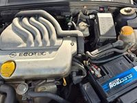 Gebraucht Opel Vectra 101 PS (74 kW) 1997 Blau Limousine