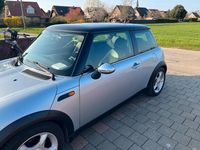 Usado Mini Cooper 116 HP (85 kW) 2003 Prateado Citadino