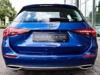 Gebraucht Mercedes C220 Advanced 197 PS (144 kW) 2025 Blau Kombi