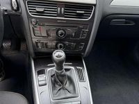 Gebraucht Audi A4 Ambiente 120 PS (88 kW) 2011 Rot Limousine