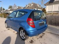 Gebraucht Mercedes E200 Avantgarde 193 PS (141 kW) 2008 Blau Limousine