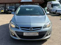 Gebraucht Opel Astra Edition 95 PS (69 kW) 2014 Silbersee/silver lake Kombi