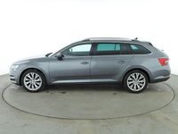 Gebraucht Skoda Superb Style 190 PS (139 kW) 2022 Grau Kombi