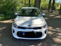 Gebraucht Kia Rio DREAM-TEAM Edition 84 PS (61 kW) 2017 Weiß Limousine