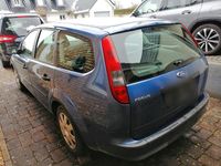 Gebraucht Ford Focus 116 PS (85 kW) 2006 Blau Kombi