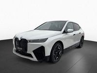 Gebraucht BMW iX Sport Line 239 kW (326 PS) 2023 Mineralweiß (weiß) SUV