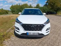 Gebraucht Hyundai Tucson Pure 132 PS (97 kW) 2019 Weiß SUV