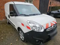 Gebraucht Opel Combo 95 PS (69 kW) 2017 Weiß Van / Kleinbus