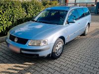 Gebraucht VW Passat 101 PS (74 kW) 2000 Blau Kombi